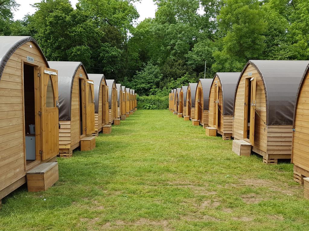 Suitehuts @ Silverstone Exterior photo