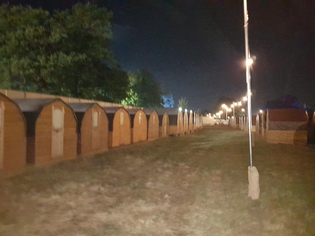 Suitehuts @ Silverstone Exterior photo